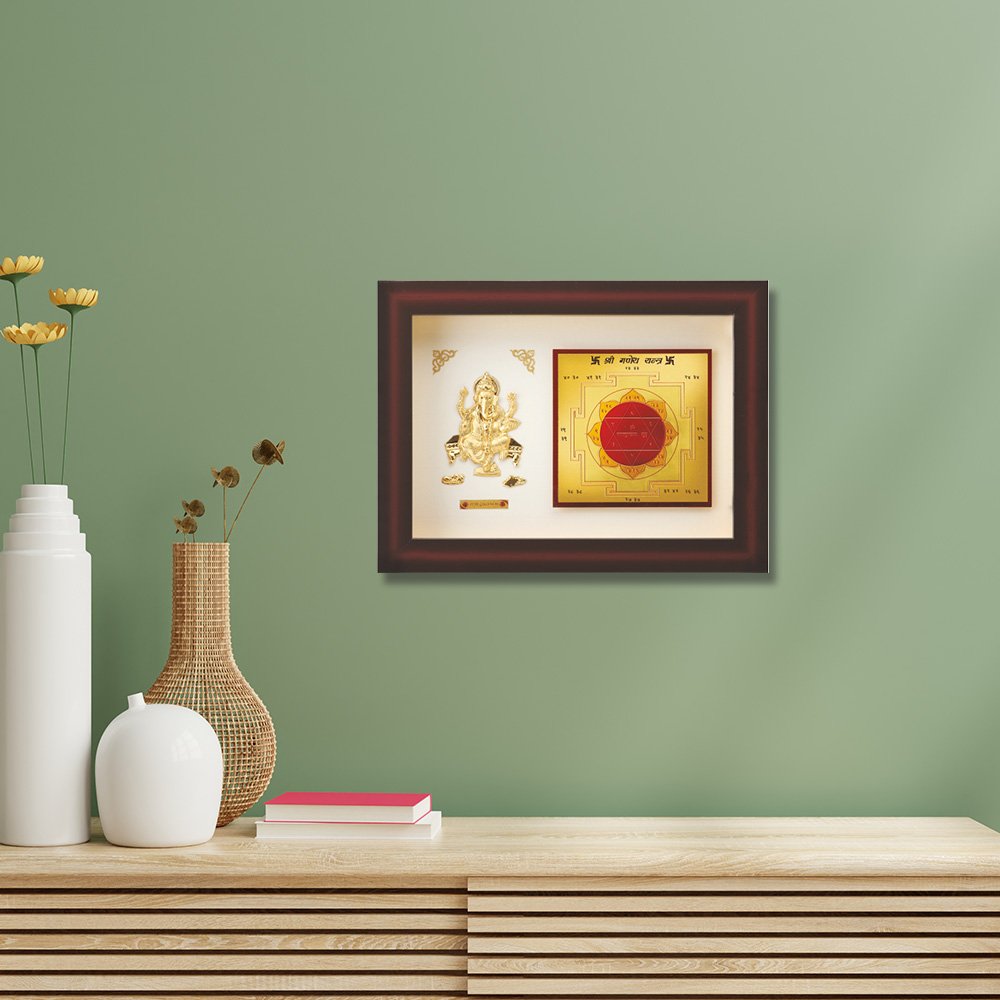 Ganesh Ji With Yantra