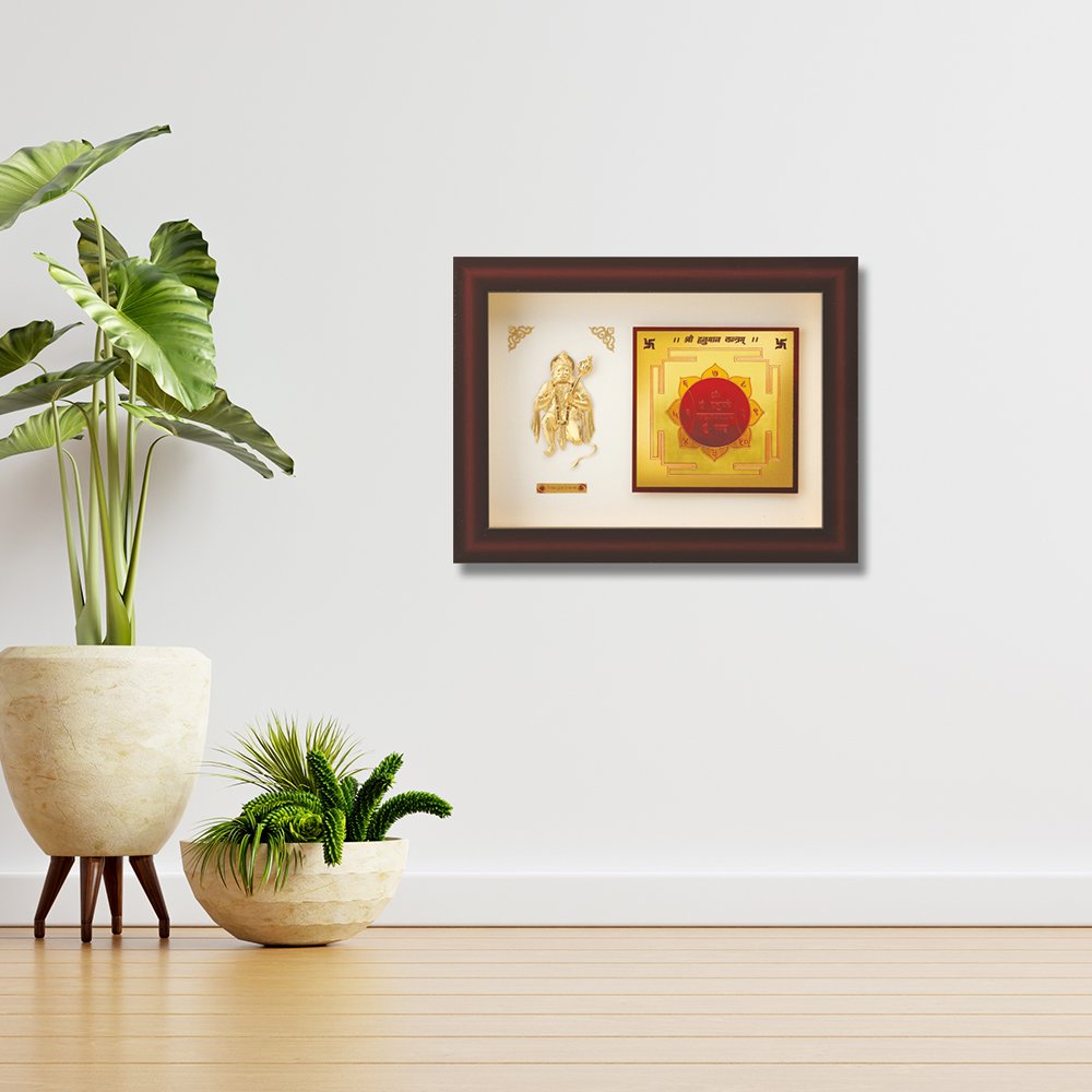 Hanuman Ji With Yantra